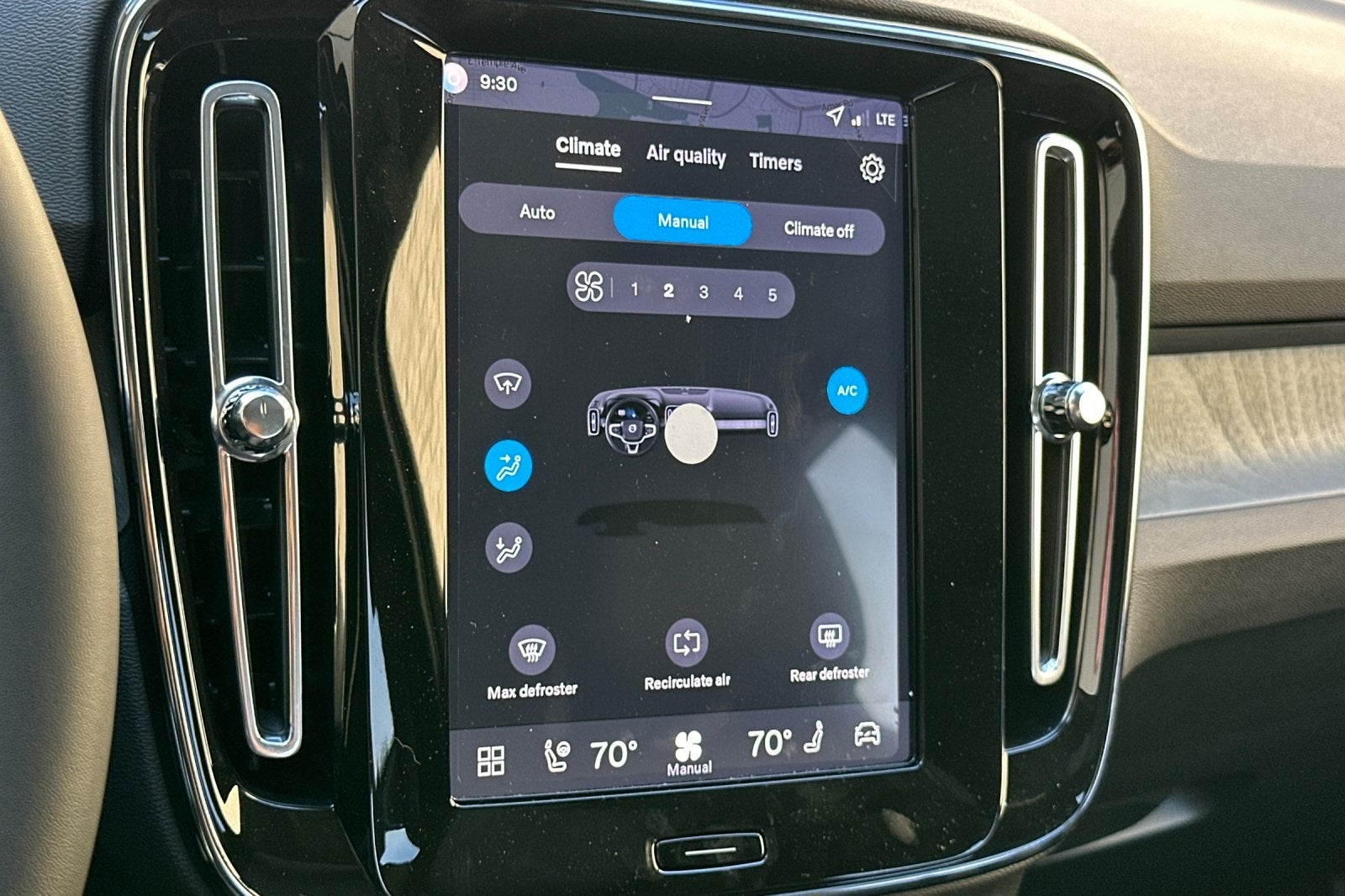 2026 Volvo XC40 B5 Plus