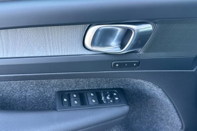 2026 Volvo XC40 B5 Core