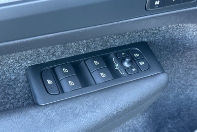 2026 Volvo XC40 B5 Core