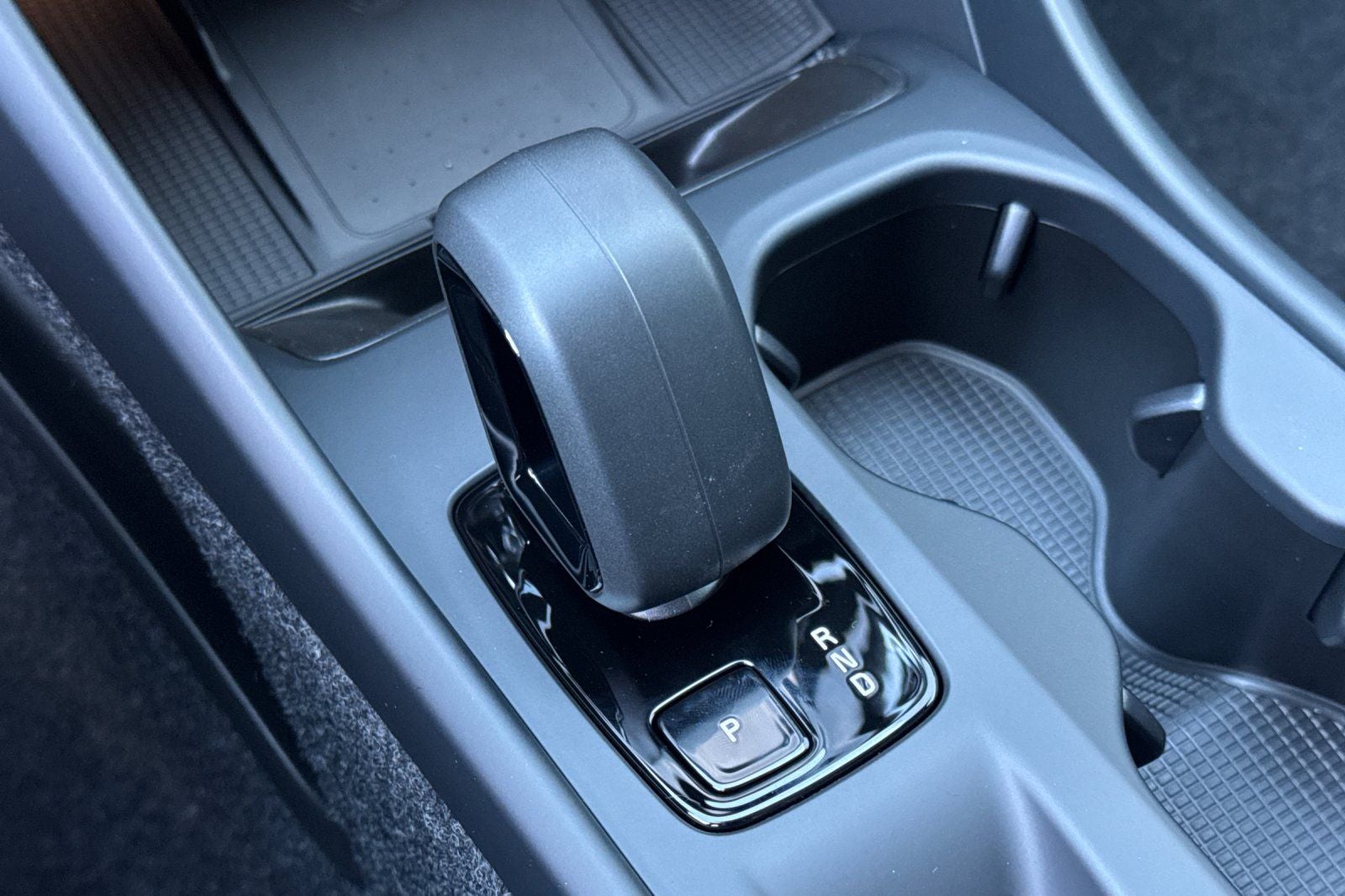 2026 Volvo XC40 B5 Core