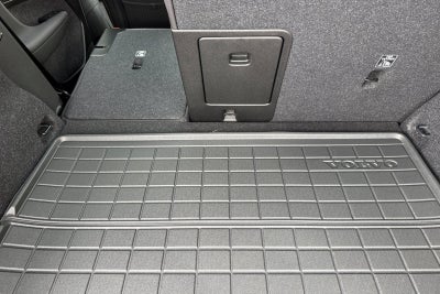 2025 Volvo XC40 B5 Core