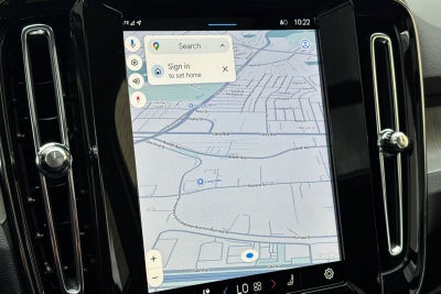 2025 Volvo XC40 B5 Core