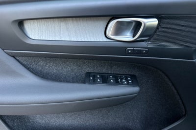 2026 Volvo XC40 B5 Core