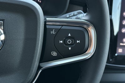 2026 Volvo XC40 B5 Core