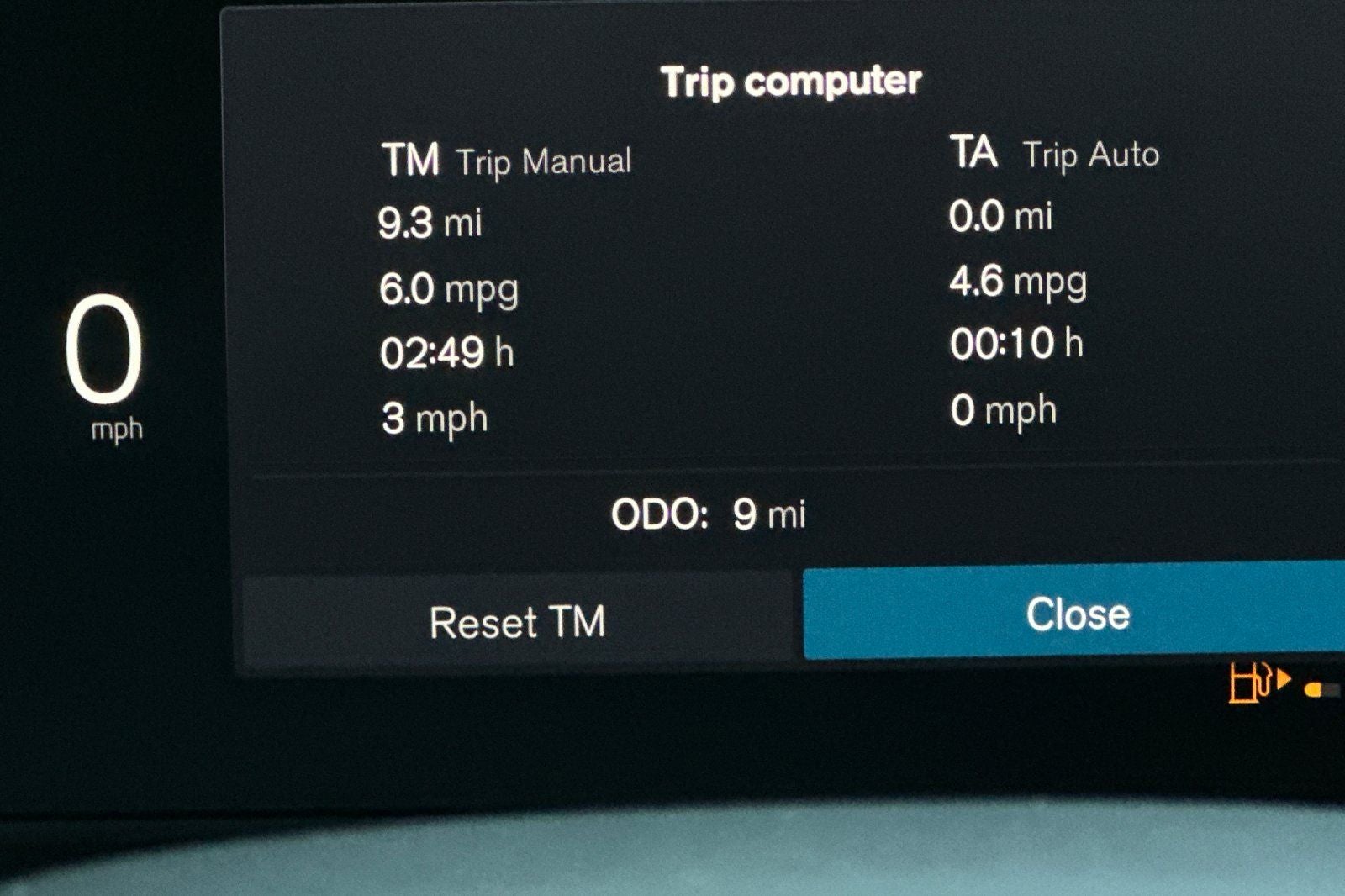 2026 Volvo XC40 B5 Core