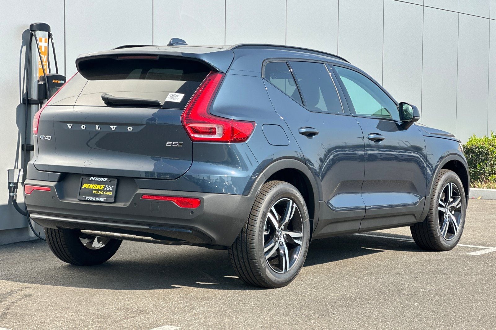 2026 Volvo XC40 B5 Core
