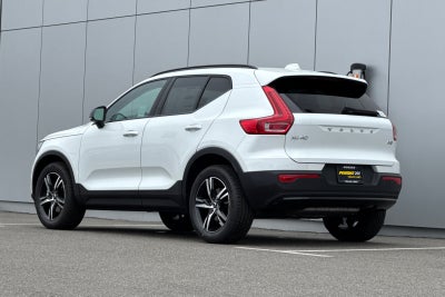 2026 Volvo XC40 B5 Core