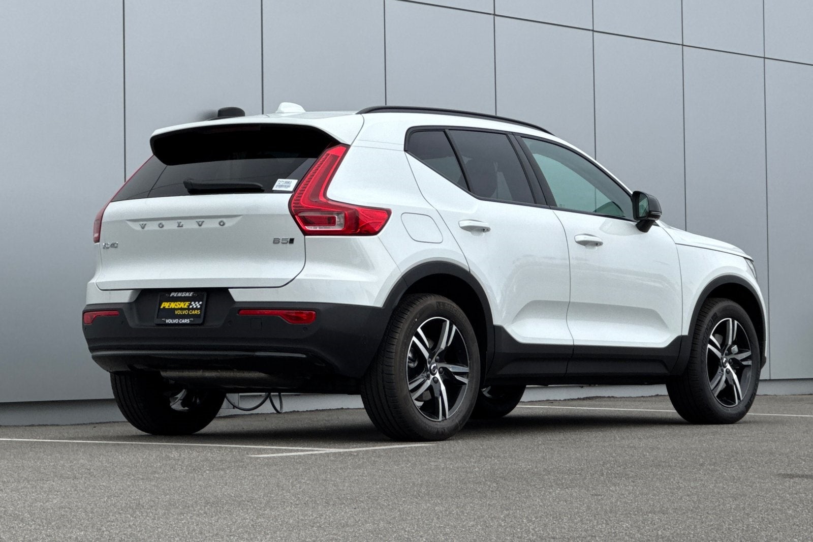 2026 Volvo XC40 B5 Core