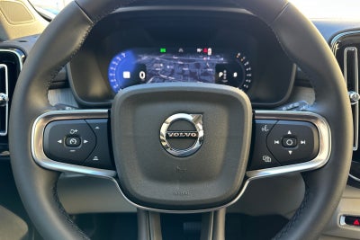 2026 Volvo XC40 B5 Ultra