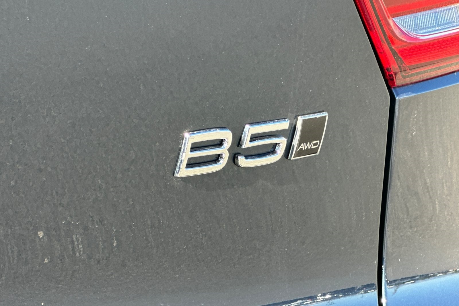 2026 Volvo XC40 B5 Ultra