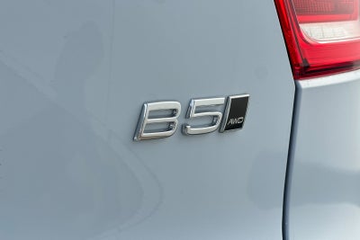 2026 Volvo XC40 B5 Ultra