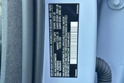 2026 Volvo XC40 B5 Ultra