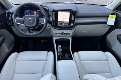 2026 Volvo XC40 B5 Ultra
