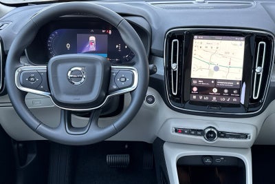 2026 Volvo XC40 B5 Ultra