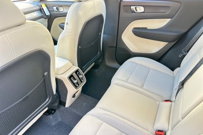 2026 Volvo XC40 B5 Ultra