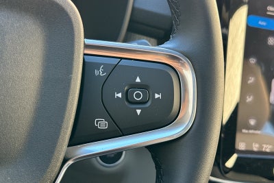 2026 Volvo XC40 B5 Ultra