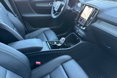 2026 Volvo XC40 B5 Ultra