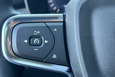 2026 Volvo XC40 B5 Ultra