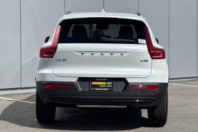 2026 Volvo XC40 B5 Ultra