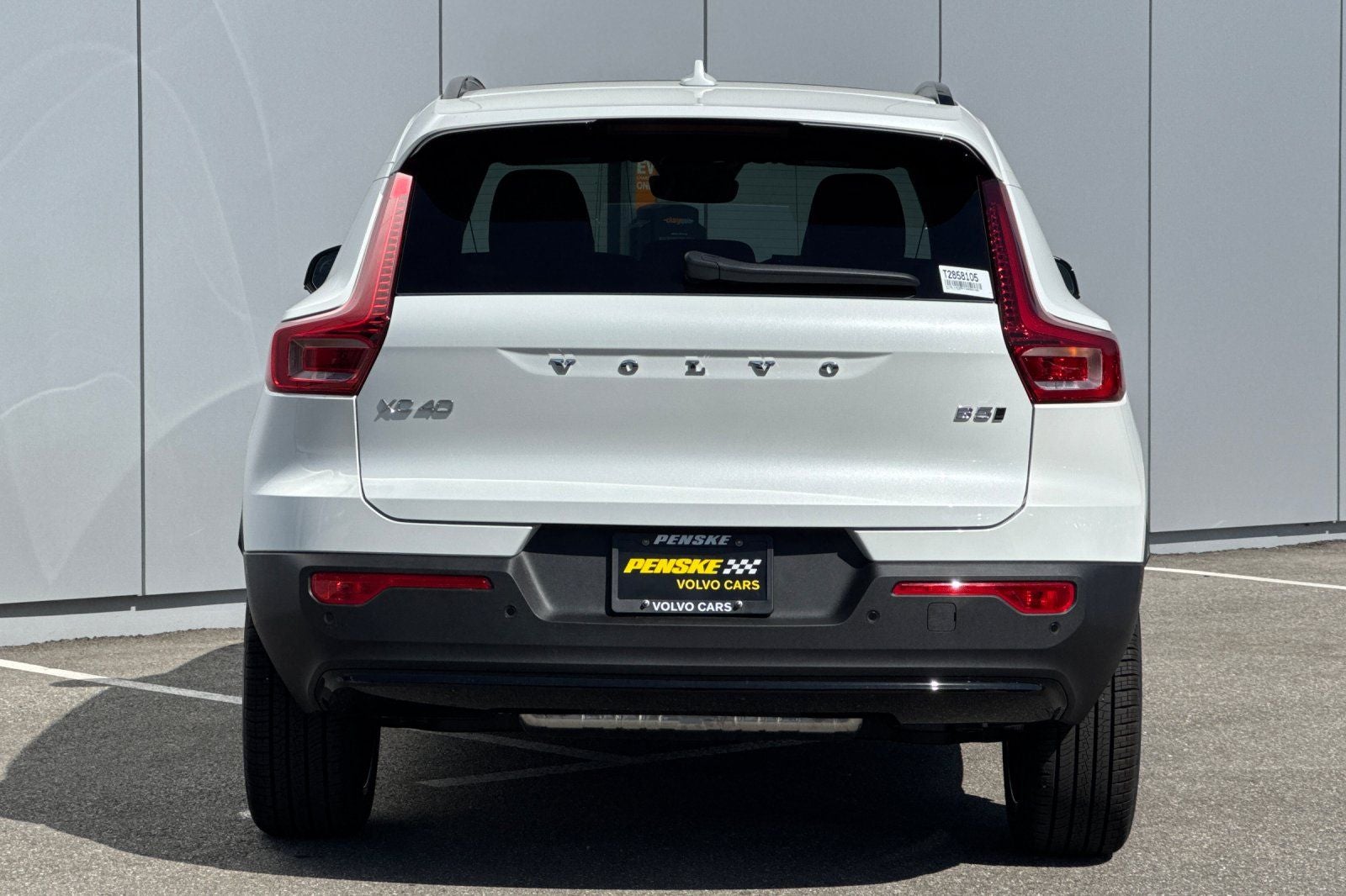 2026 Volvo XC40 B5 Ultra