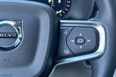 2026 Volvo XC40 B5 Ultra