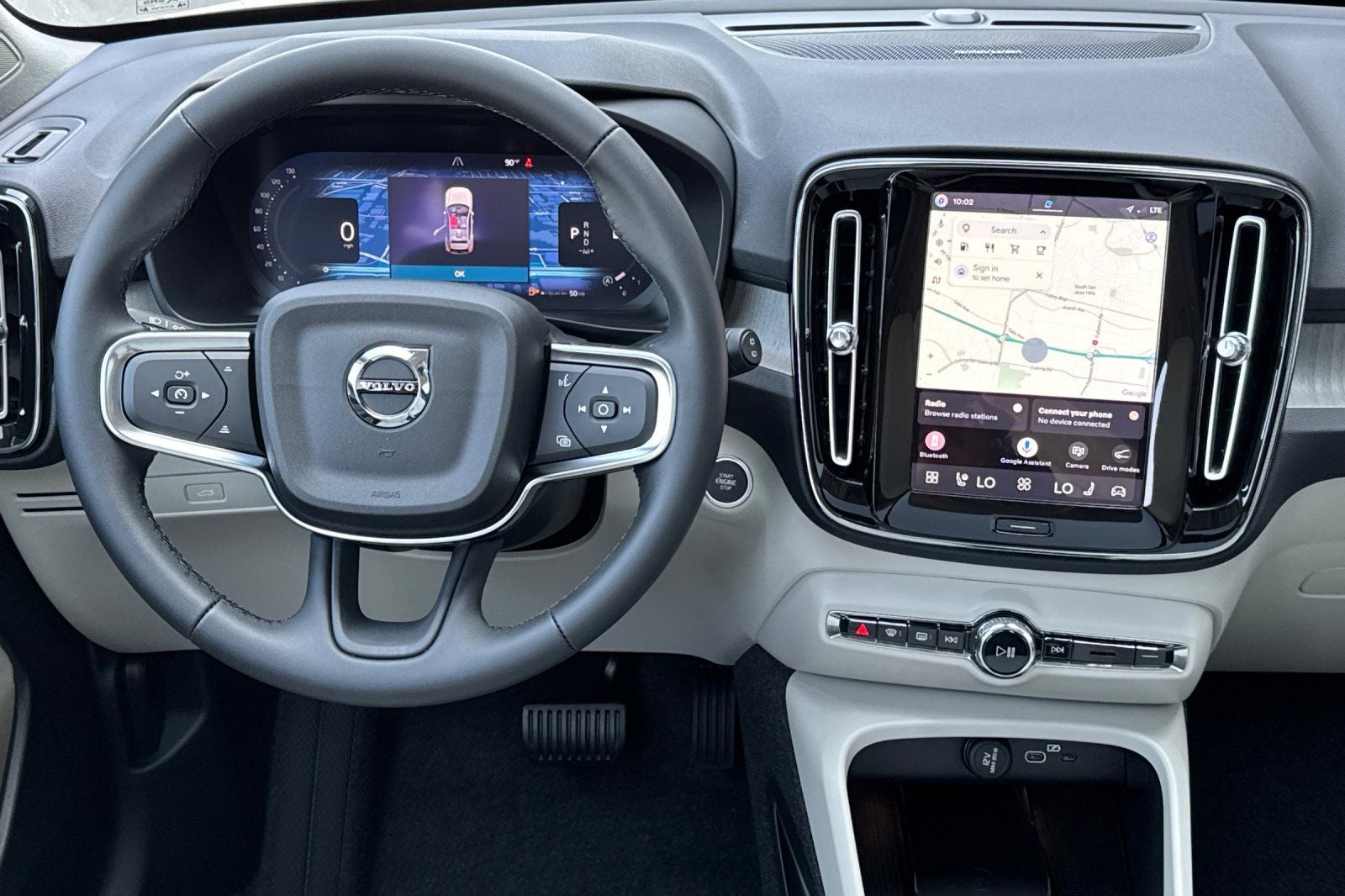 2026 Volvo XC40 B5 Ultra