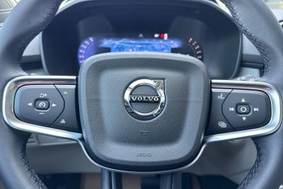 2026 Volvo XC40 B5 Ultra
