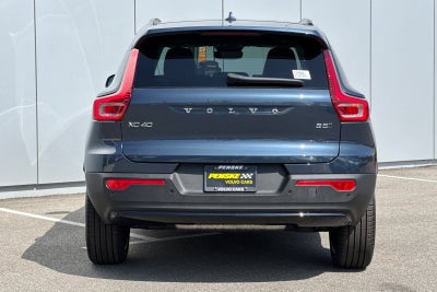 2026 Volvo XC40 B5 Ultra