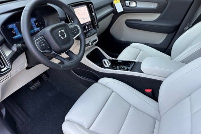2026 Volvo XC40 B5 Ultra