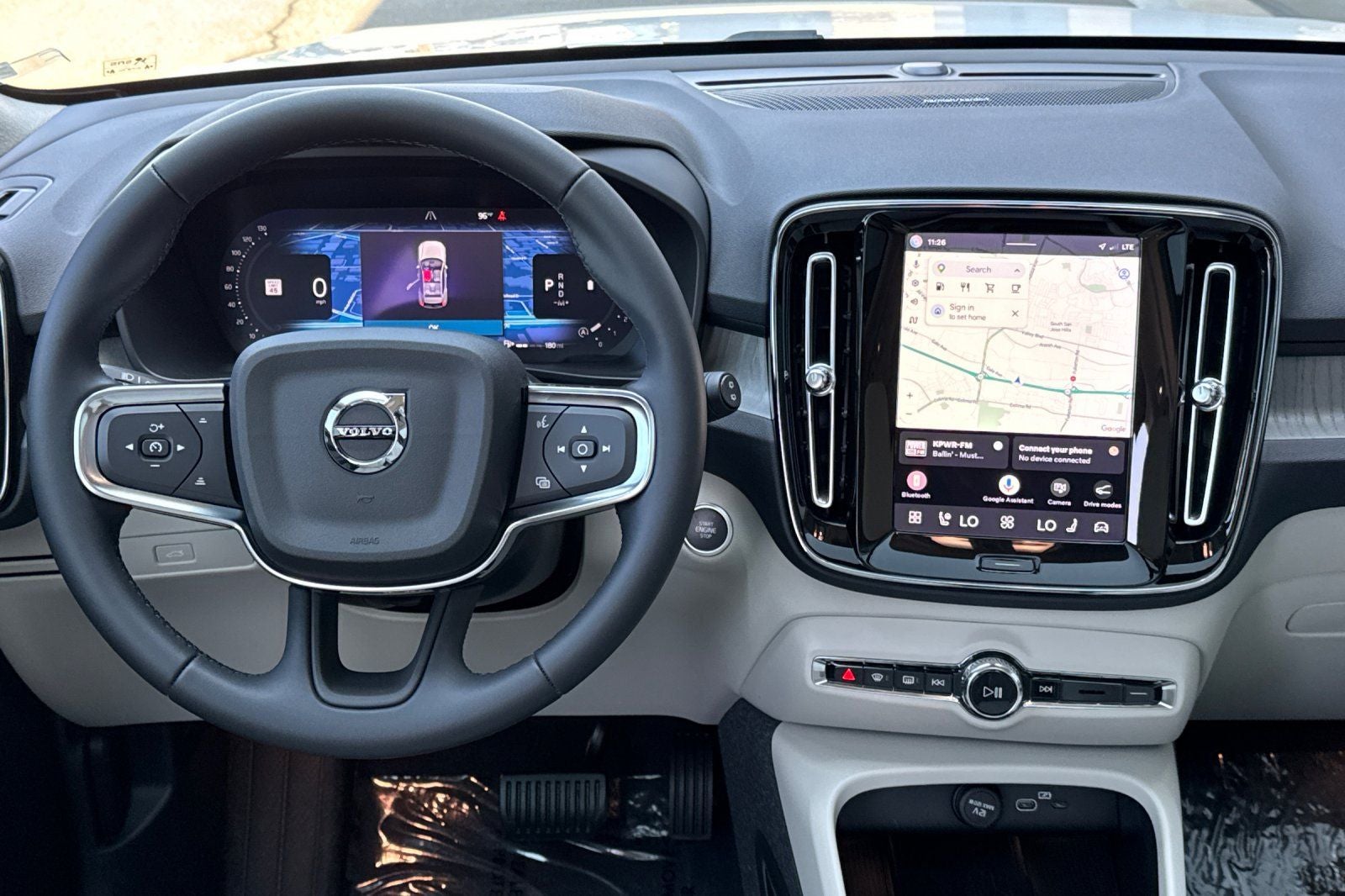 2024 Volvo XC40 Ultimate