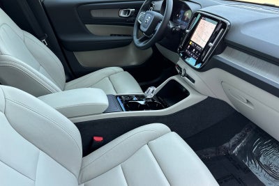 2024 Volvo XC40 Ultimate