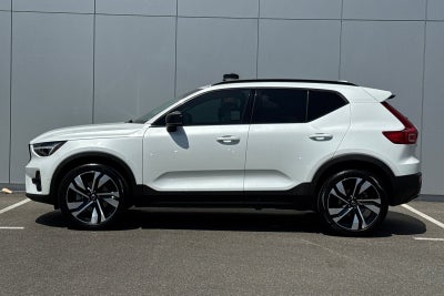 2024 Volvo XC40 Ultimate
