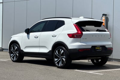 2024 Volvo XC40 Ultimate