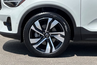 2024 Volvo XC40 Ultimate