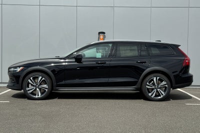 2026 Volvo V60 Cross Country B5 Plus