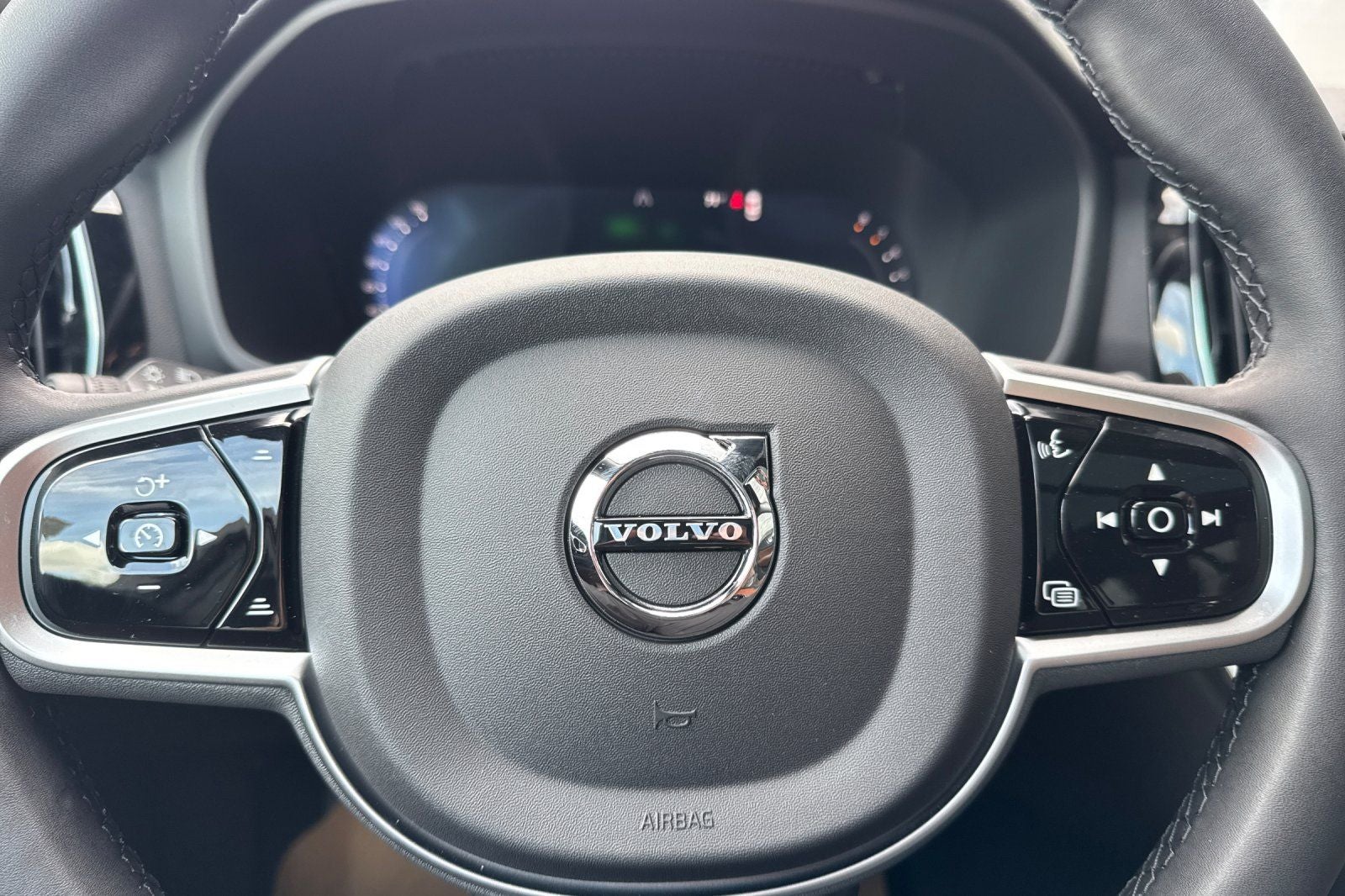 2026 Volvo V60 Cross Country B5 Plus
