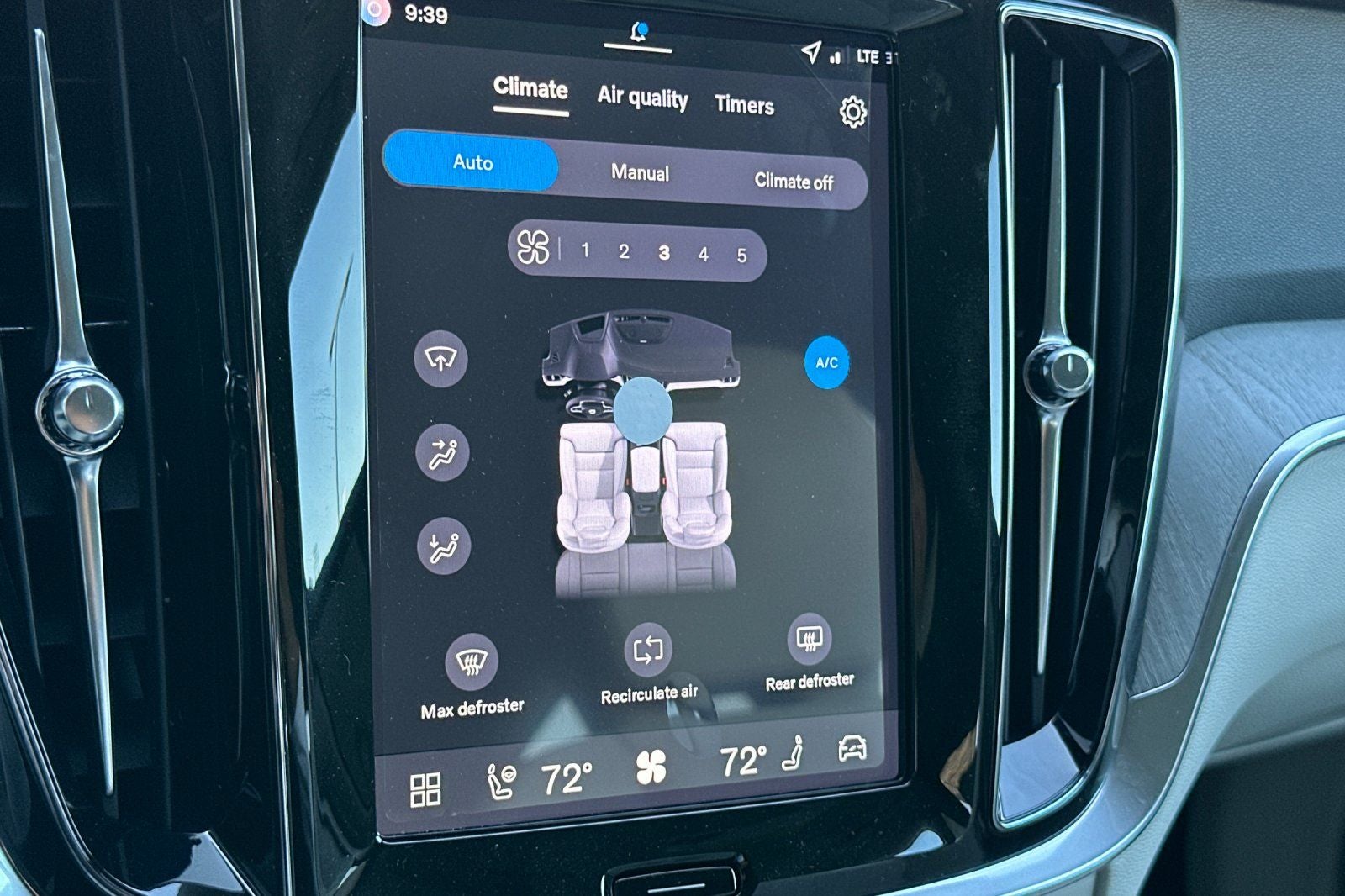 2026 Volvo V60 Cross Country B5 Plus