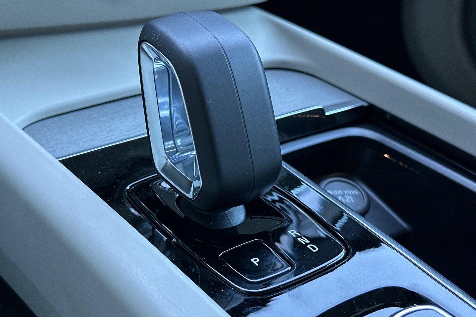 2026 Volvo V60 Cross Country B5 Plus