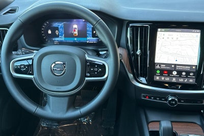 2026 Volvo V60 Cross Country B5 Plus