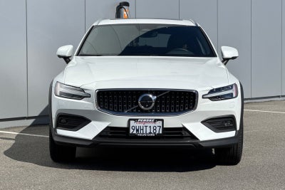 2026 Volvo V60 Cross Country B5 Plus