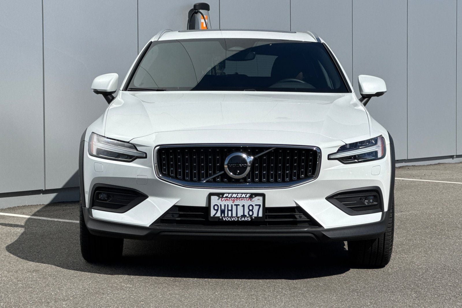 2026 Volvo V60 Cross Country B5 Plus