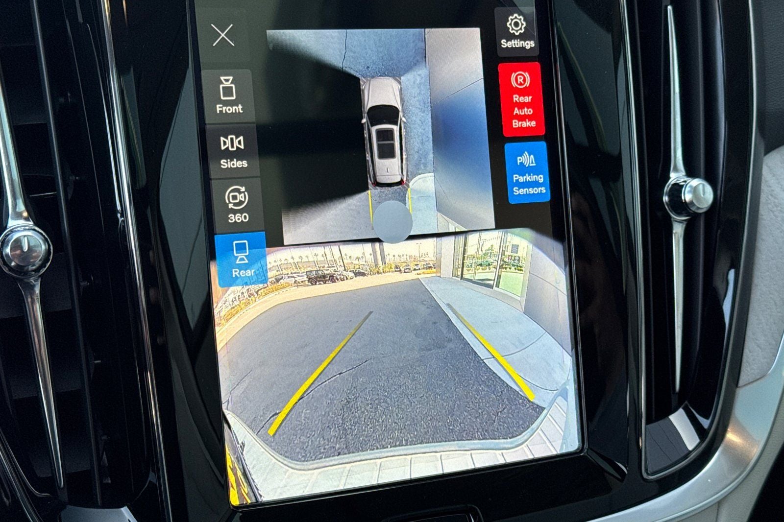 2026 Volvo V60 Cross Country B5 Plus