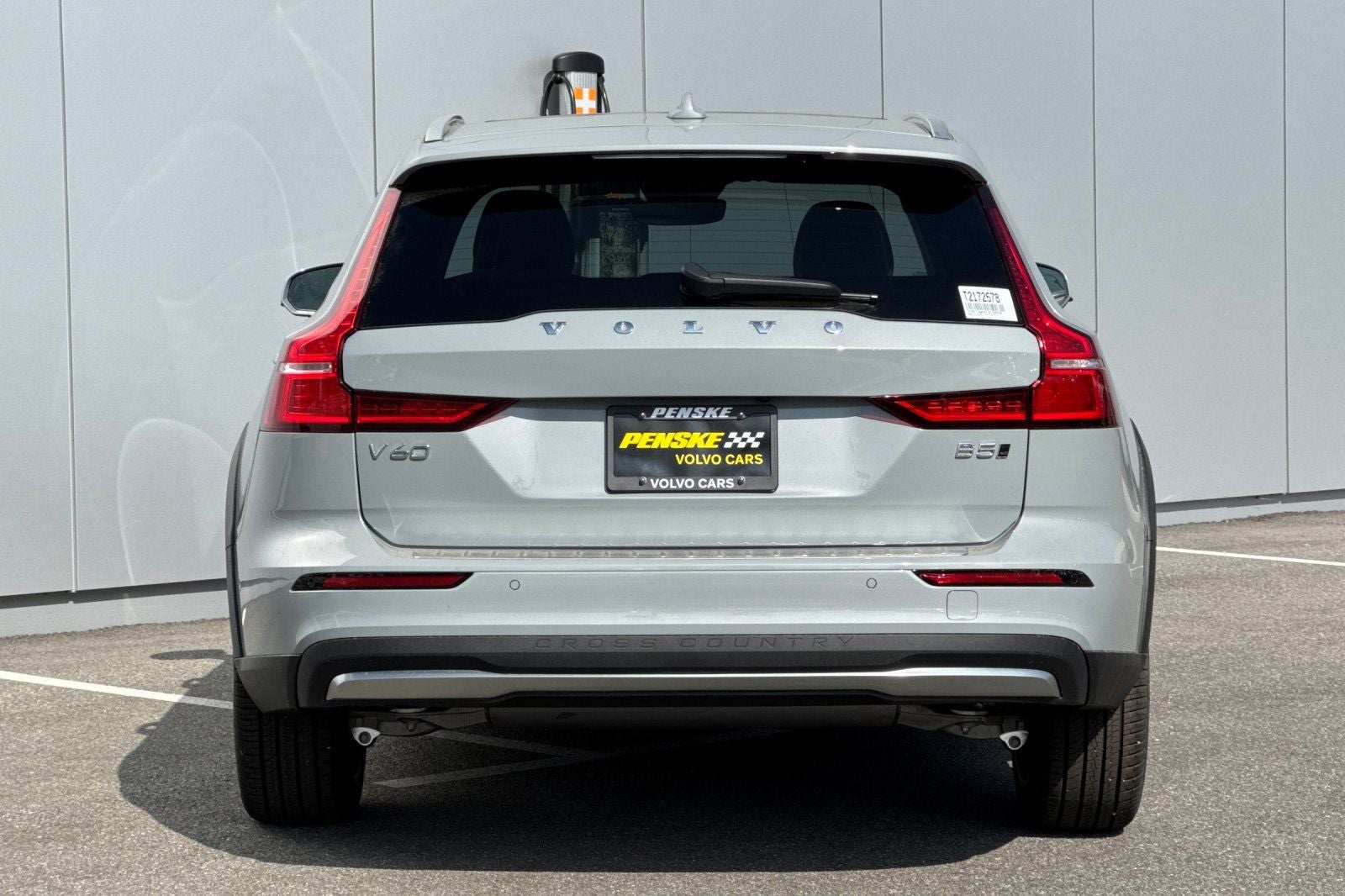 2026 Volvo V60 Cross Country B5 Plus