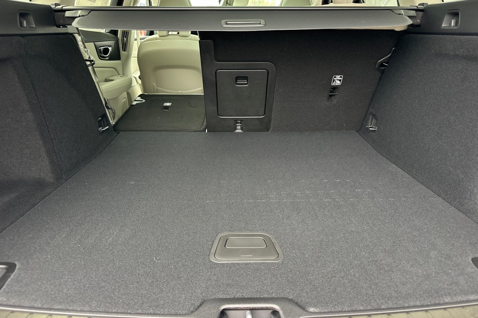 2026 Volvo V60 Cross Country B5 Plus