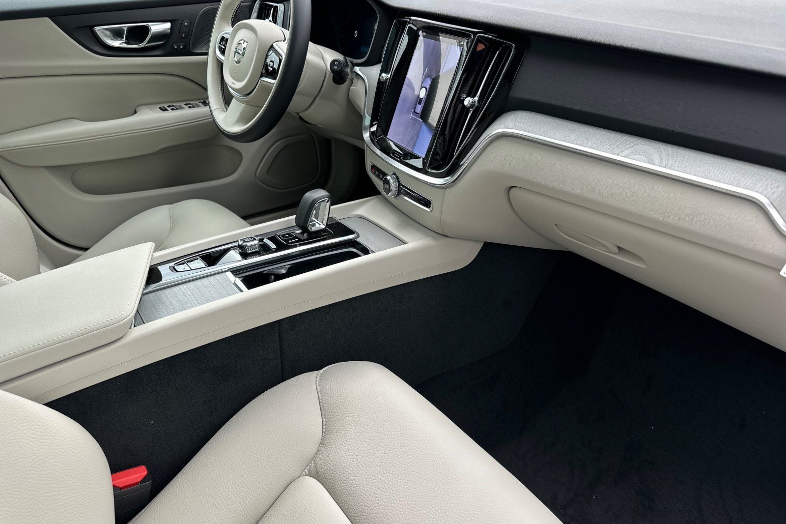 2026 Volvo V60 Cross Country B5 Plus