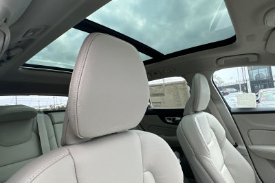 2026 Volvo V60 Cross Country B5 Plus