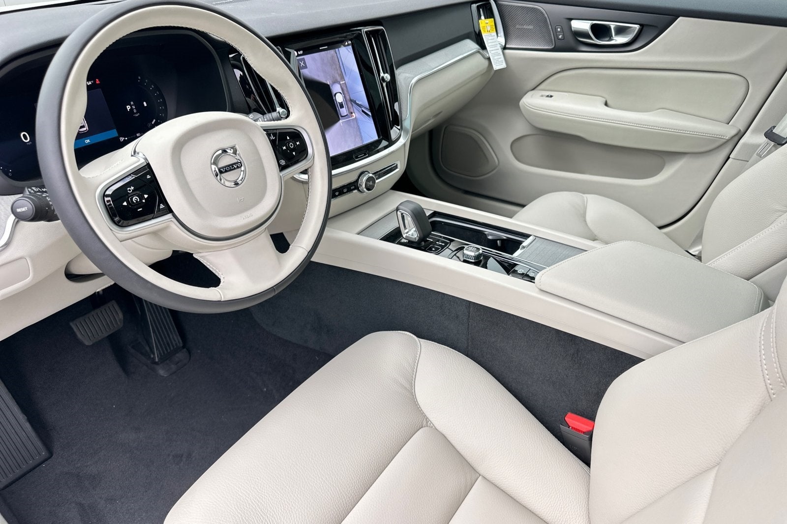 2026 Volvo V60 Cross Country B5 Plus