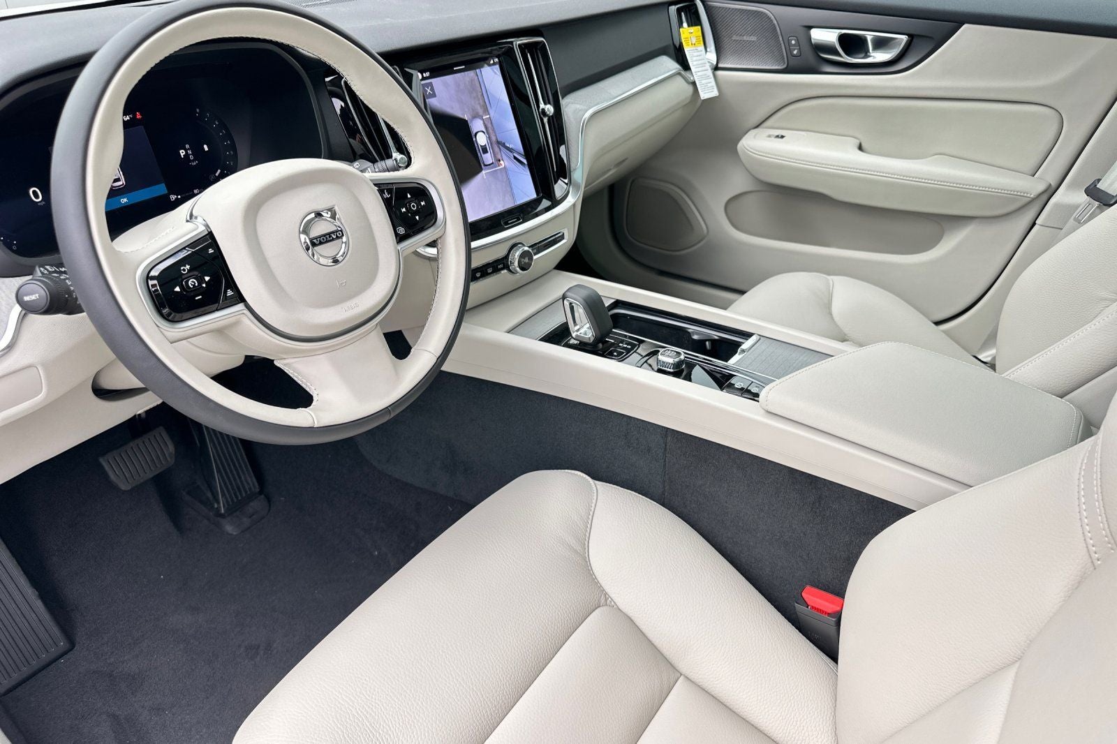 2026 Volvo V60 Cross Country B5 Plus