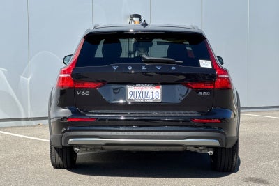 2025 Volvo V60 Cross Country B5 Ultra