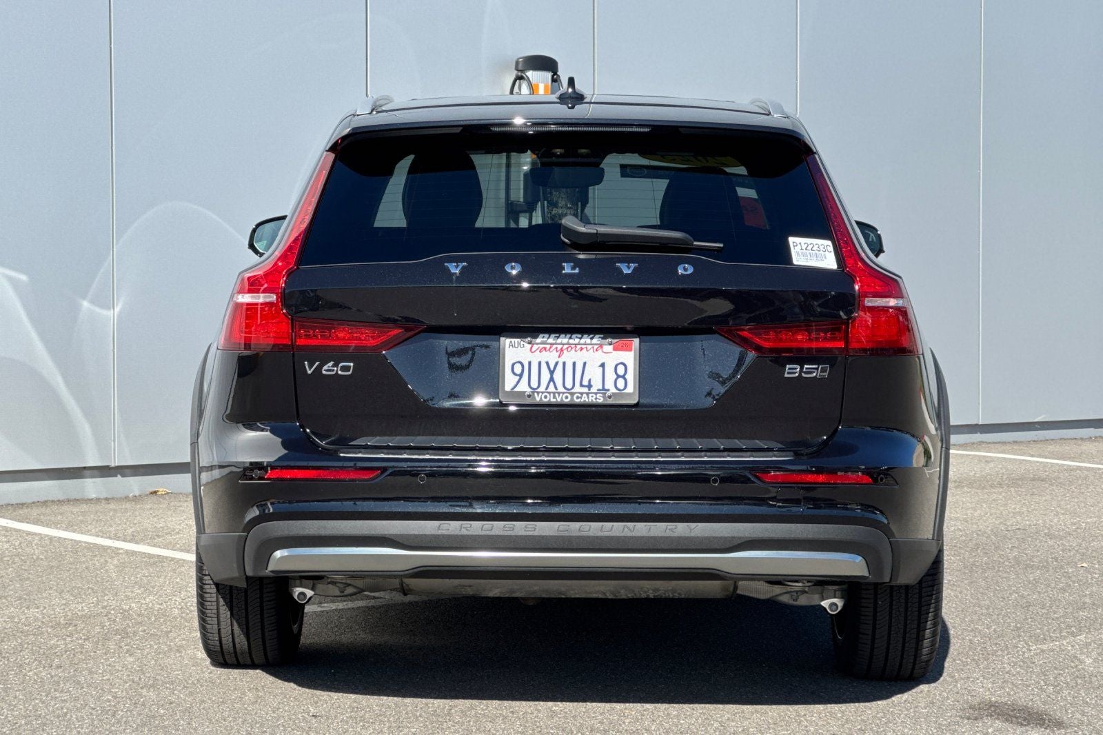 2025 Volvo V60 Cross Country B5 Ultra